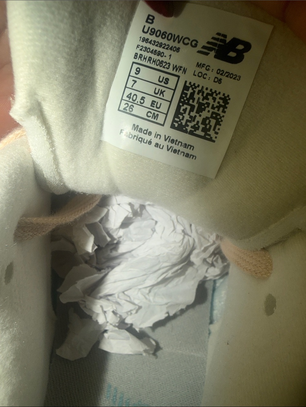 New Balance Women’s Peach Suede & Mesh Sneakers with Gray Accents - Picture 6 of 7